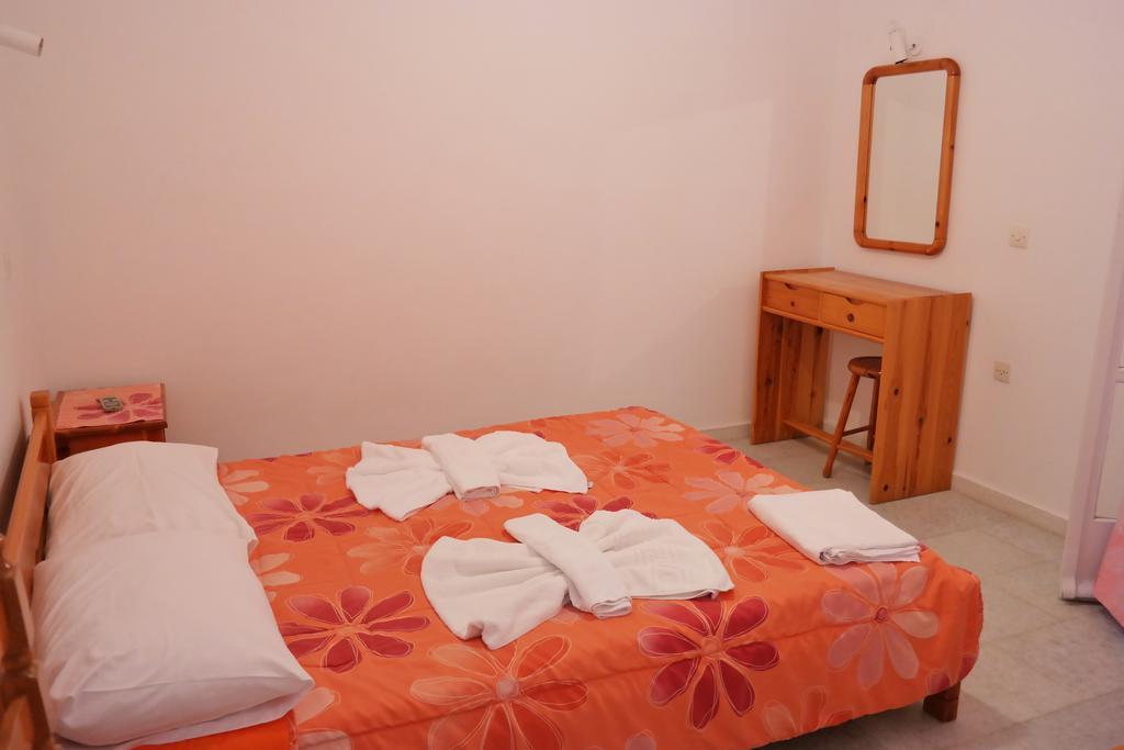 Katerina Suites Агиос Прокопиос Екстериор снимка