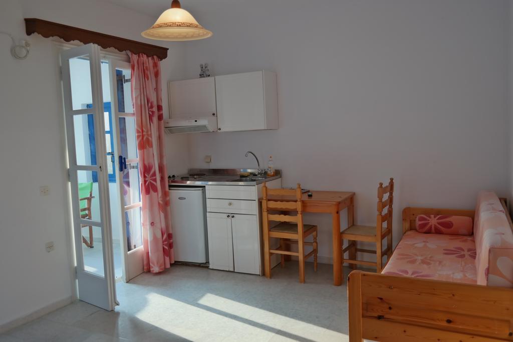 Katerina Suites Агиос Прокопиос Екстериор снимка