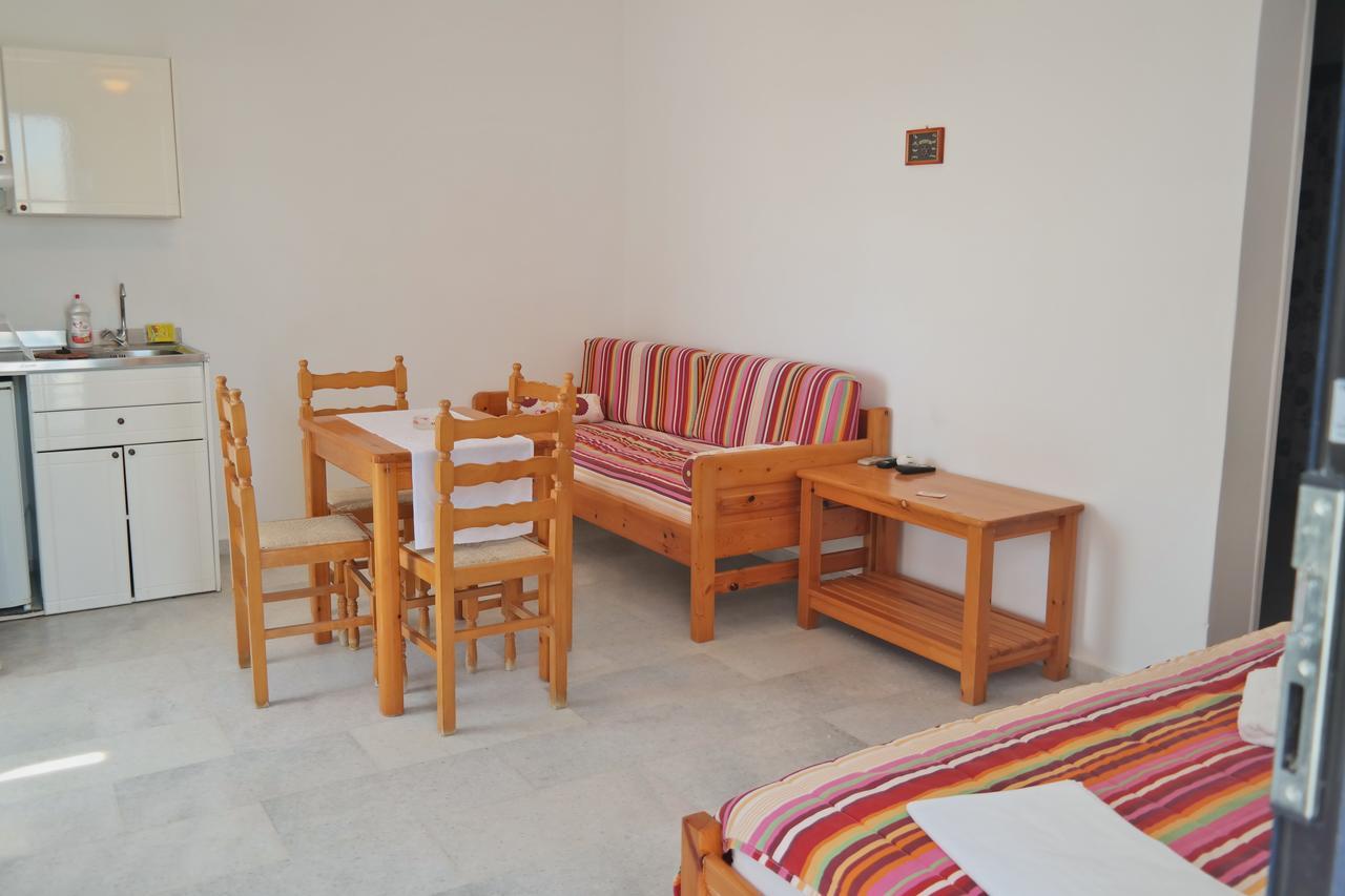 Katerina Suites Агиос Прокопиос Екстериор снимка